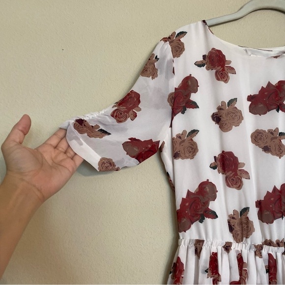 Pins And Needles Floral Open Back Dress Sz Medium - Picture 6 of 16